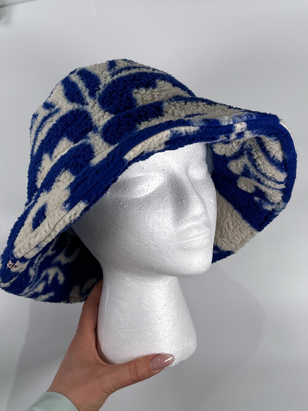 Spyder St Strand Society Sherpa Floral Bucket Hat Royal Blue OS - Picture 2 of 13